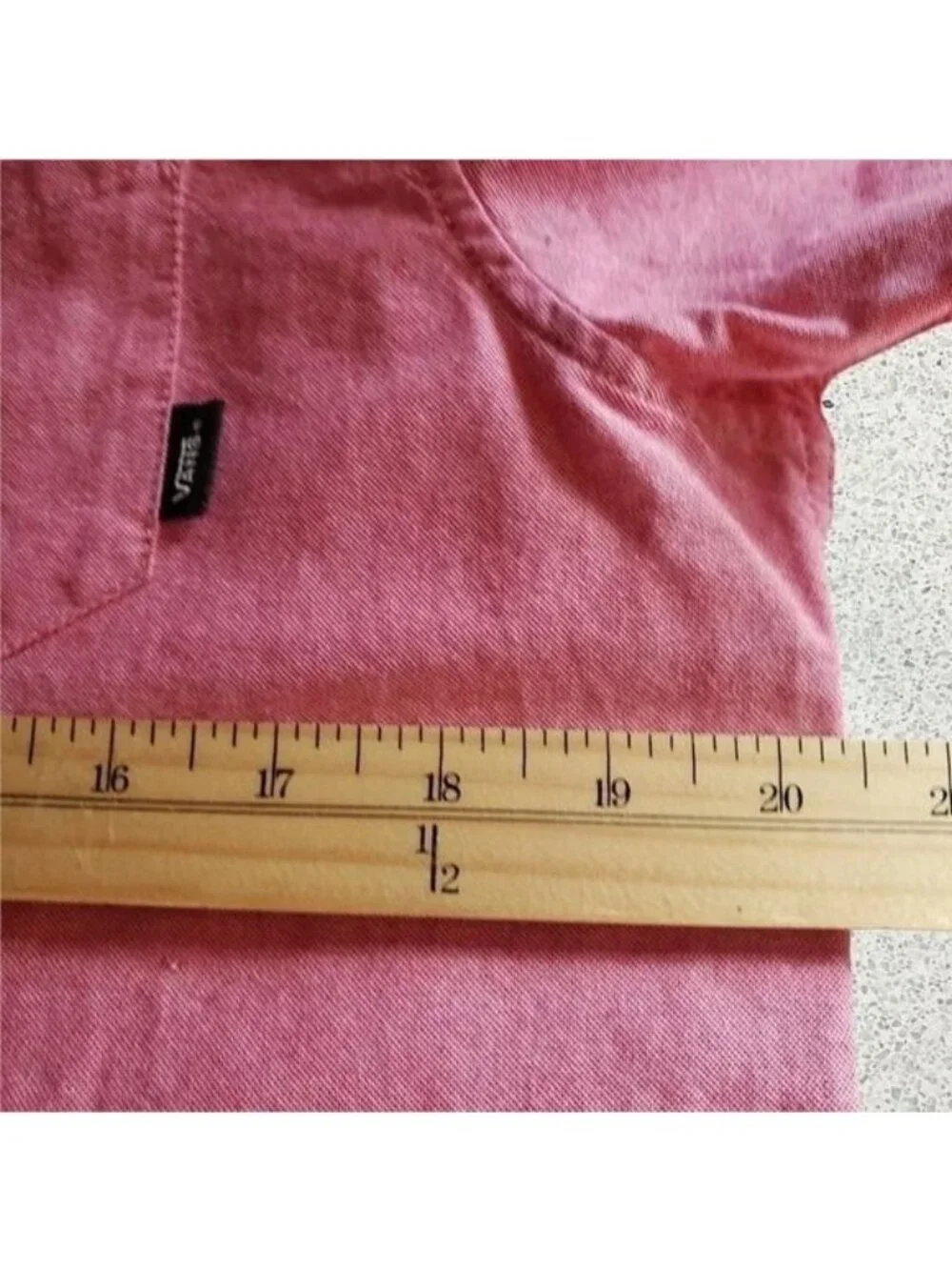 Vans Men’s Short Sleeve Button Down Shirt Chest Pocket Casual Shirt Pink Small
